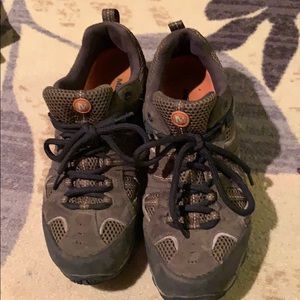 Merrill hiking shoes